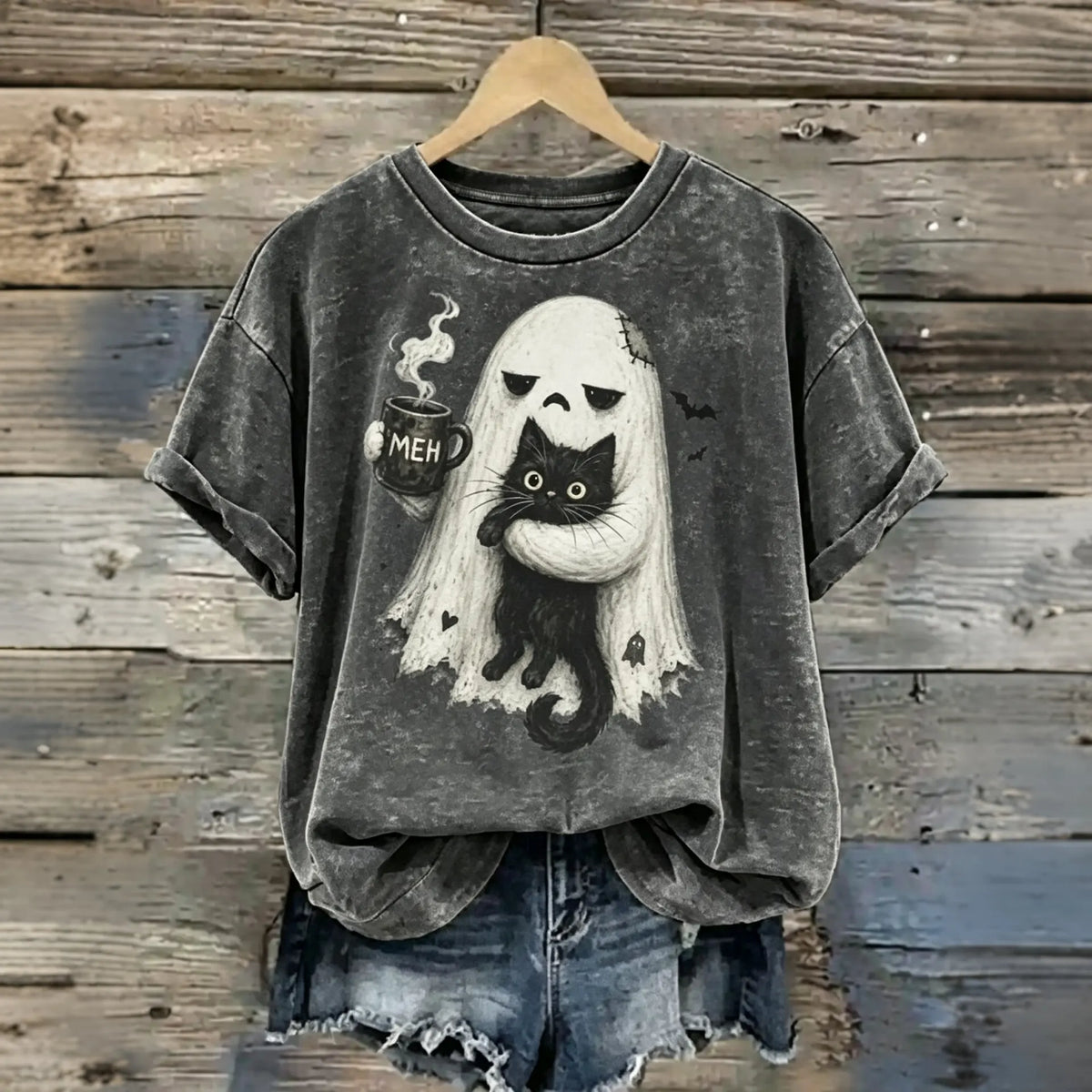 Abstract Creative Ghost Cat Spooky Black Cat Graphic Funny Introvert Halloween Coffee Lover Casual T-shirt
